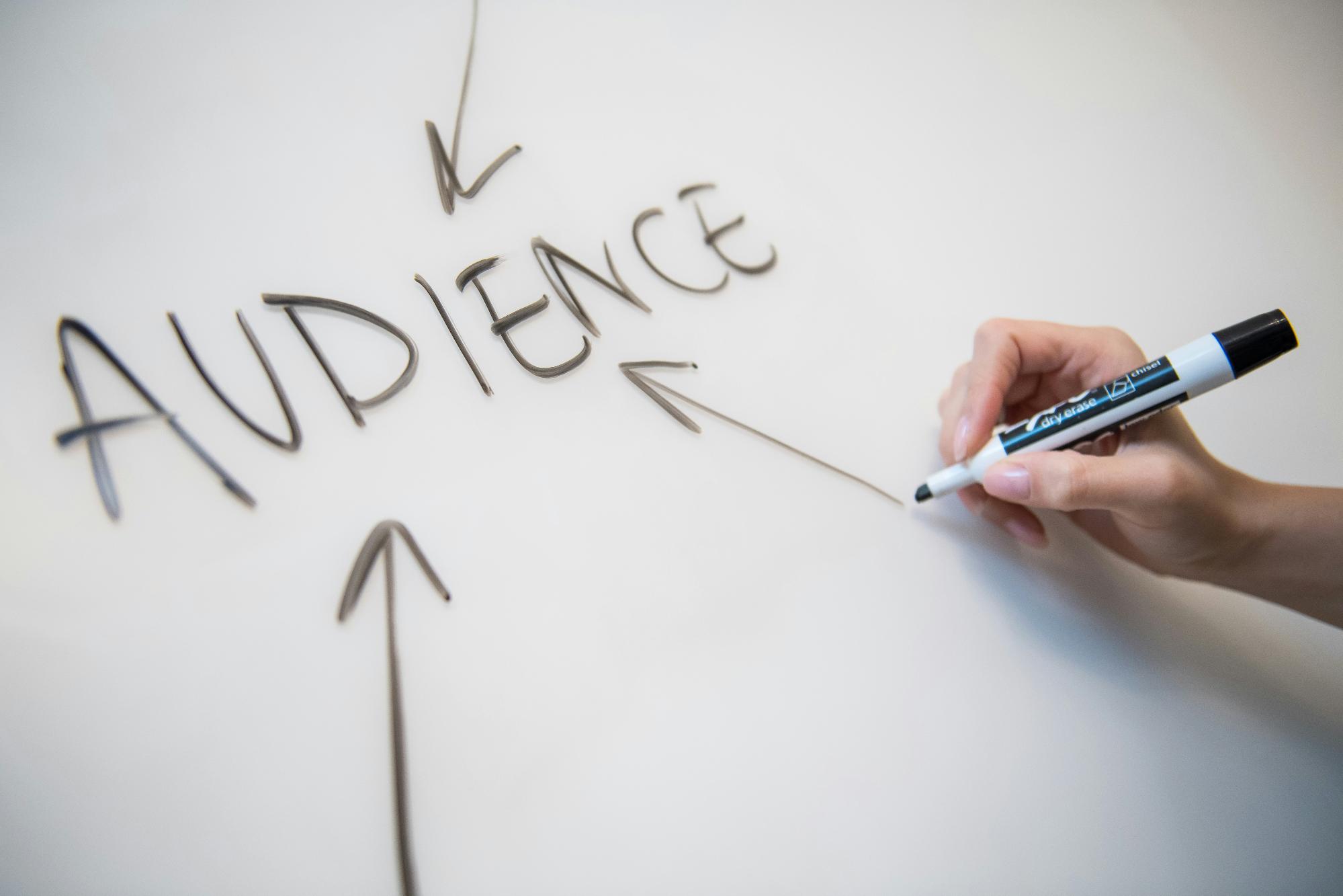 Quality link building services help businesses reach their online audience